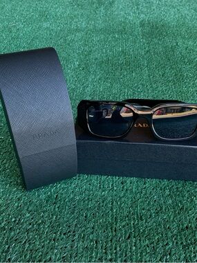 Prada Glossy Black Rectangular Logo Sunglasses with White Box Prada Symbole Logo Rectangle Sunglasses Black/White (SPR15W  main image 3